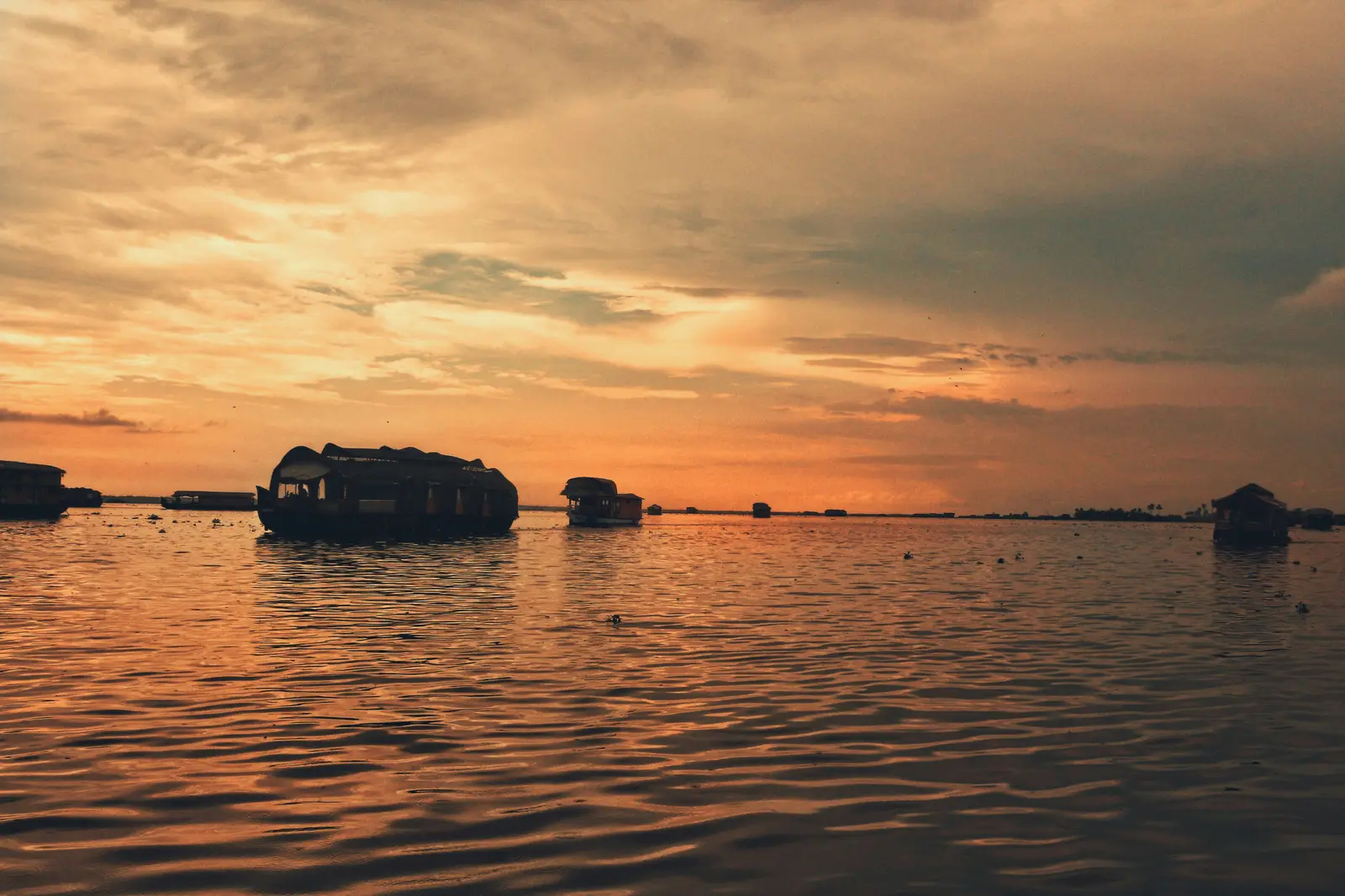Kerala houseboat backwaters